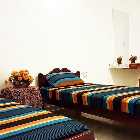 Kassapa Home Stay Sigiriya Bagian luar foto
