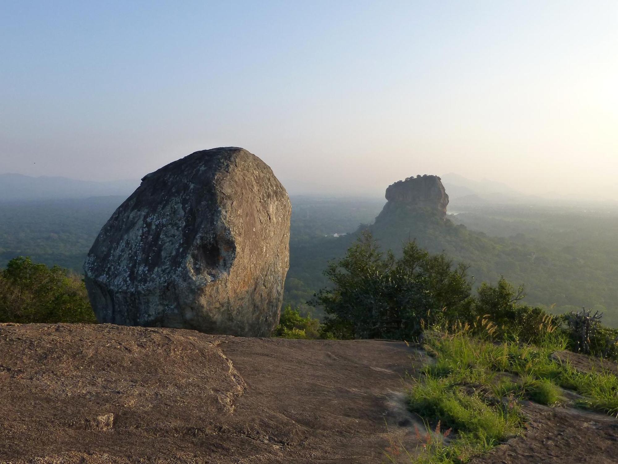 Kassapa Home Stay Sigiriya Bagian luar foto