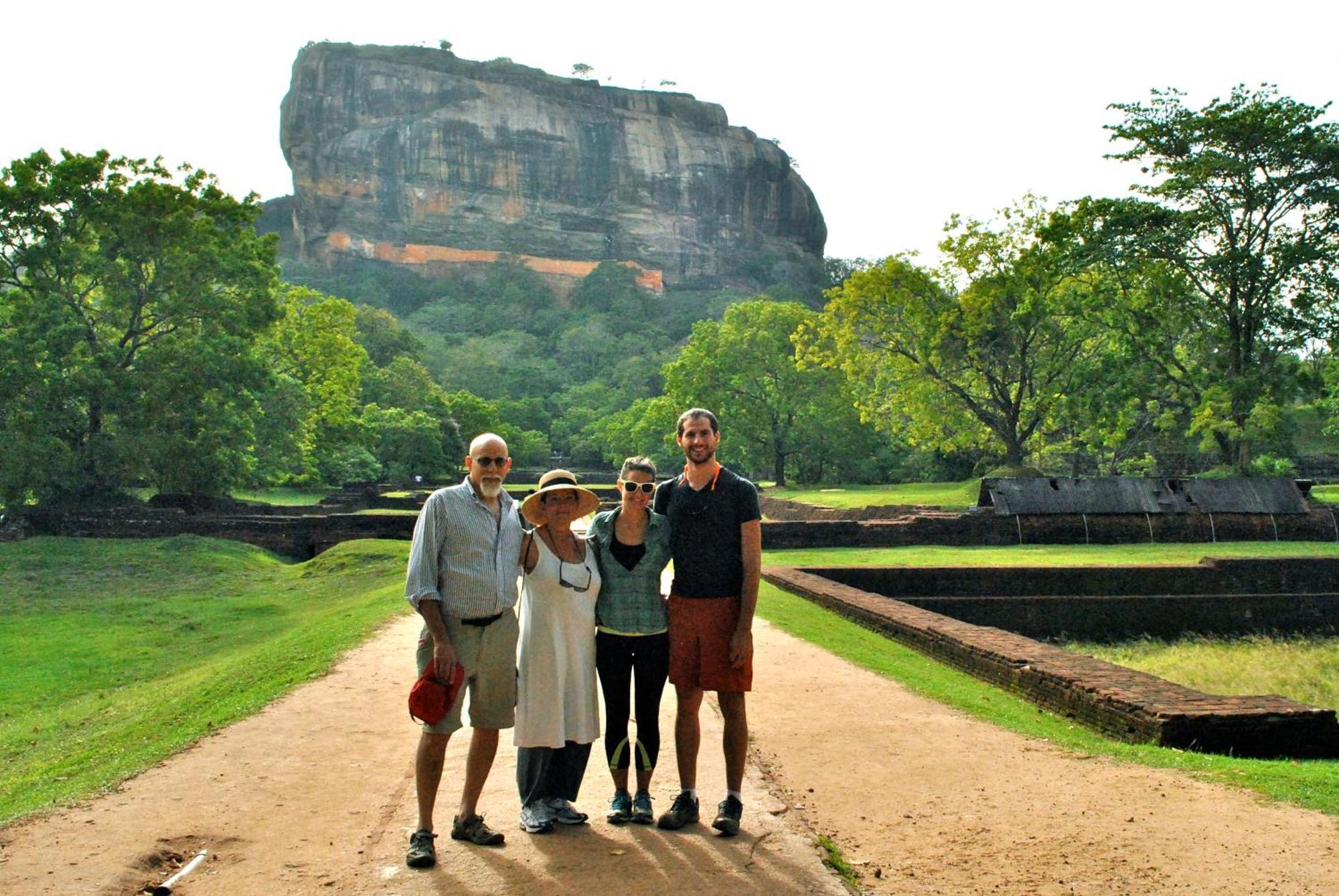 Kassapa Home Stay Sigiriya Bagian luar foto