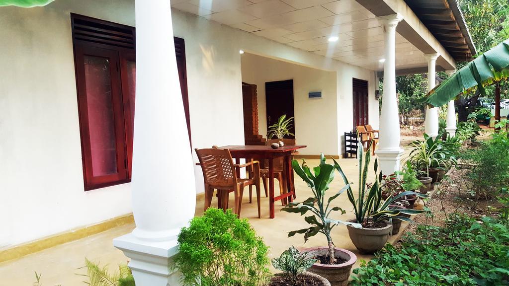 Kassapa Home Stay Sigiriya Bagian luar foto